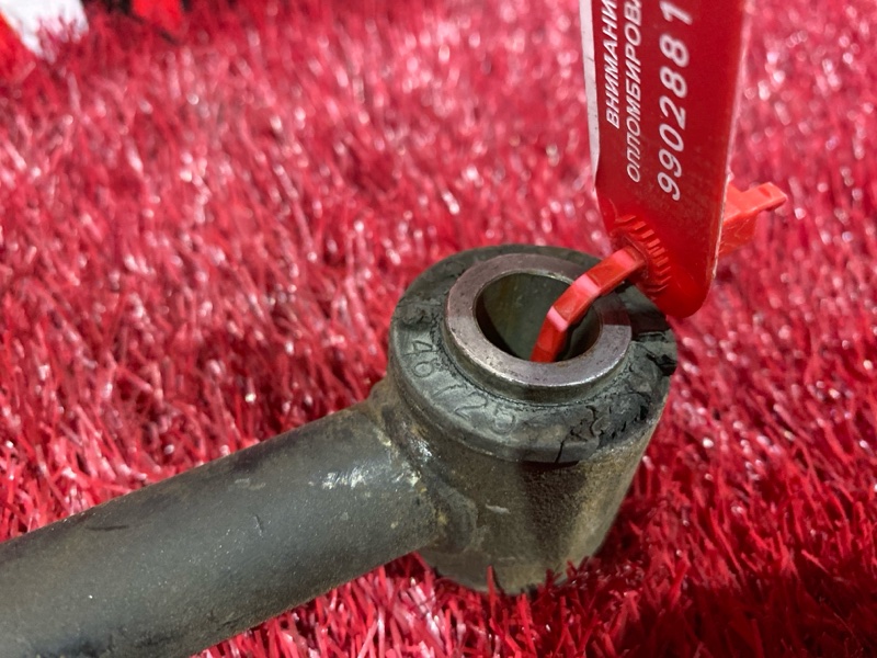 Тяга задняя, 1000 рублей, Красноярск