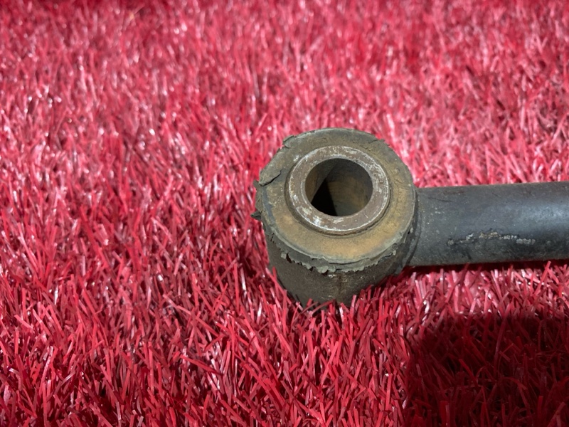 Тяга задняя, 1000 рублей, Красноярск