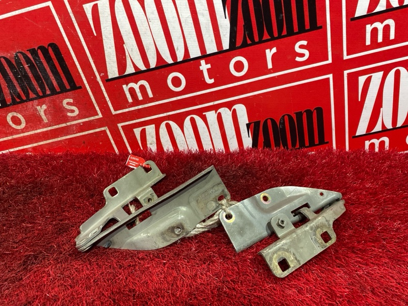 Петля (Шарнир капота), 600 рублей, Красноярск