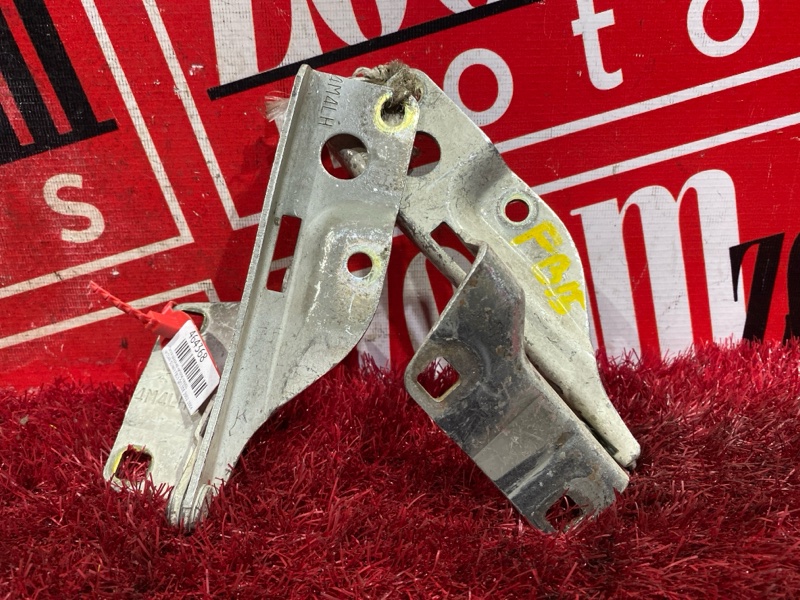 Петля (Шарнир капота), 400 рублей, Красноярск