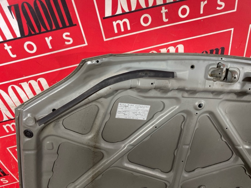 Капот, 2000 рублей, Красноярск