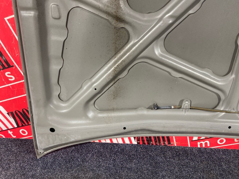 Капот, 2000 рублей, Красноярск