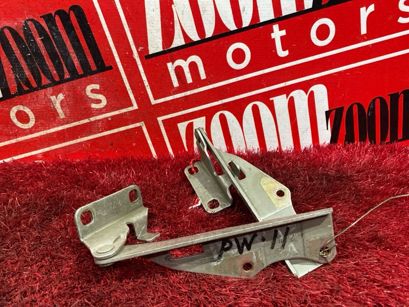 Петля (Шарнир капота), 500 рублей, Красноярск