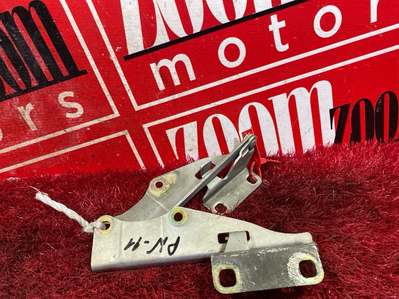 Петля (Шарнир капота), 500 рублей, Красноярск