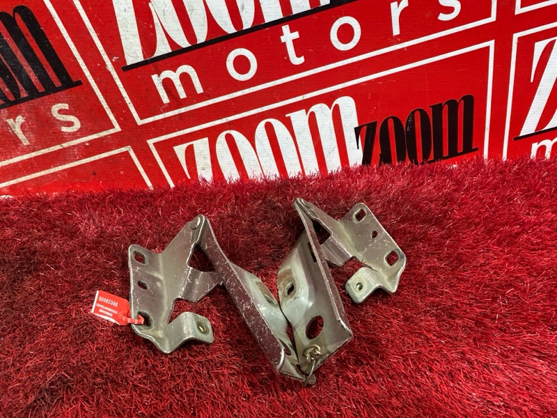 Петля (Шарнир капота), 400 рублей, Красноярск