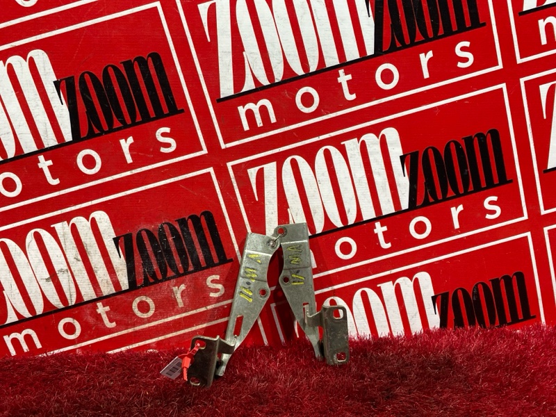 Петля (Шарнир капота), 500 рублей, Красноярск