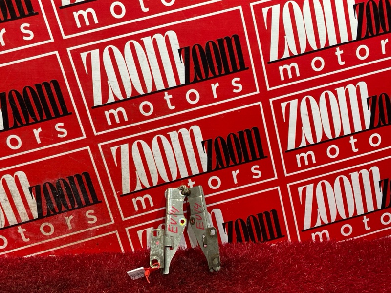 Петля (Шарнир капота), 500 рублей, Красноярск