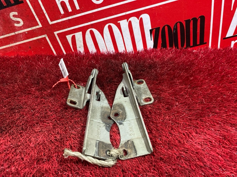 Петля (Шарнир капота), 500 рублей, Красноярск