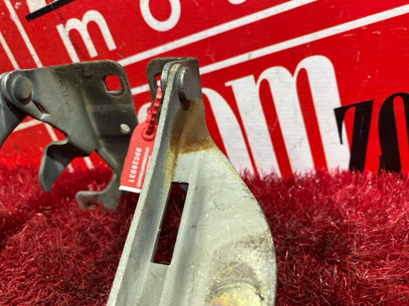 Петля (Шарнир капота), 400 рублей, Красноярск