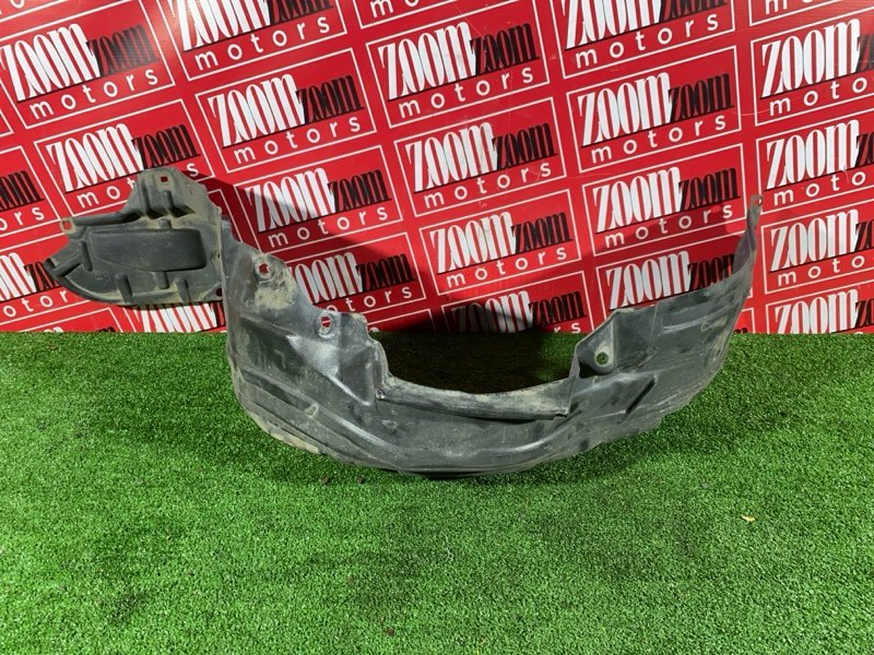 Подкрылок, 300 рублей, Красноярск