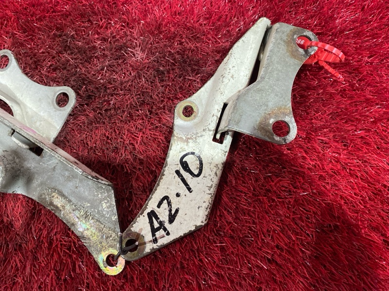 Петля (Шарнир капота), 400 рублей, Красноярск