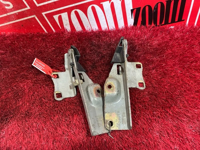 Петля (Шарнир капота), 500 рублей, Красноярск