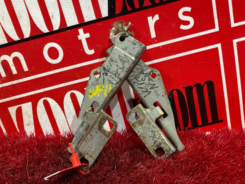 Петля (Шарнир капота), 500 рублей, Красноярск