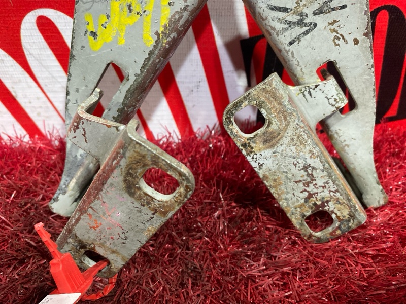 Петля (Шарнир капота), 500 рублей, Красноярск