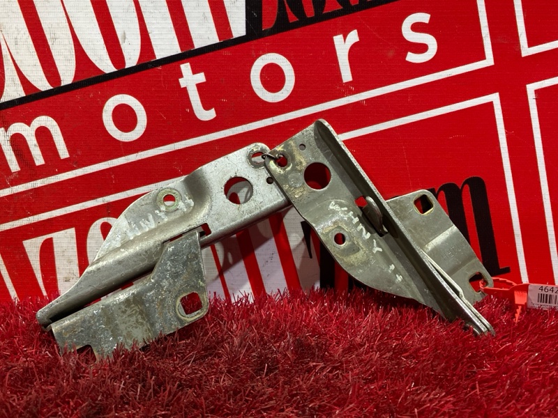 Петля (Шарнир капота), 300 рублей, Красноярск