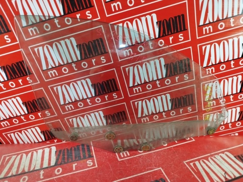 Стекло боковое, 1300 рублей, Красноярск