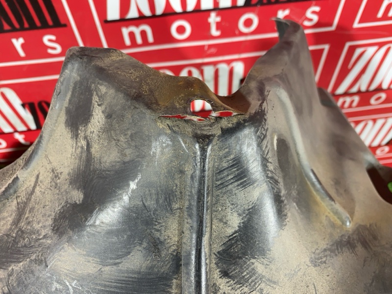 Подкрылок, 500 рублей, Красноярск