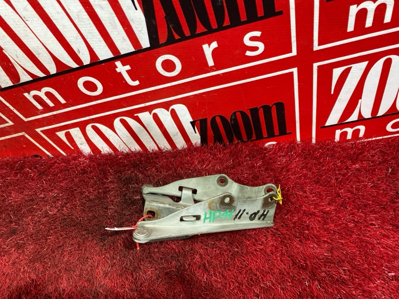 Петля (Шарнир капота), 500 рублей, Красноярск