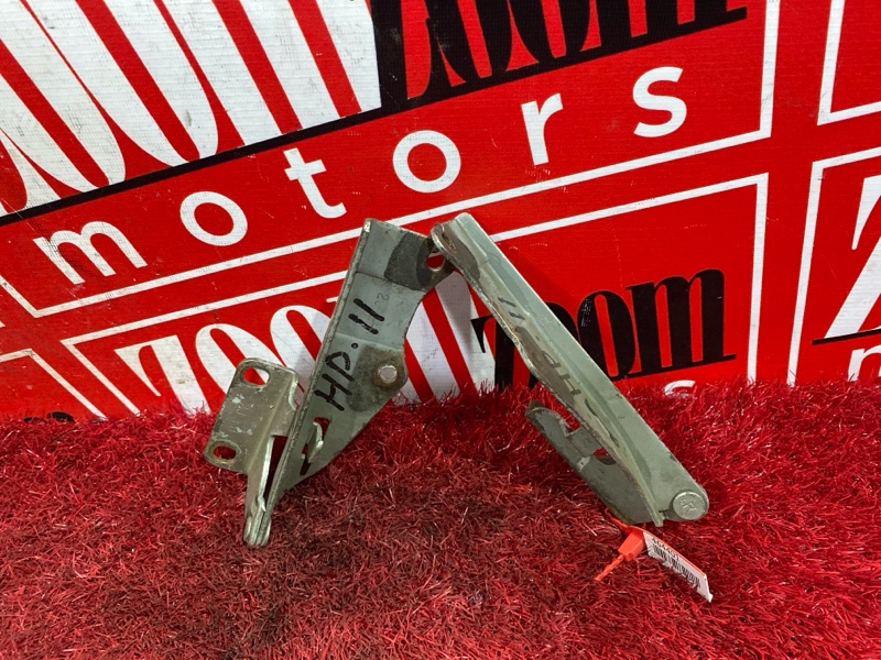 Петля (Шарнир капота), 500 рублей, Красноярск