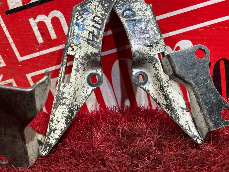 Петля (Шарнир капота), 400 рублей, Красноярск