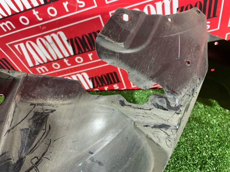 Подкрылок, 2000 рублей, Красноярск