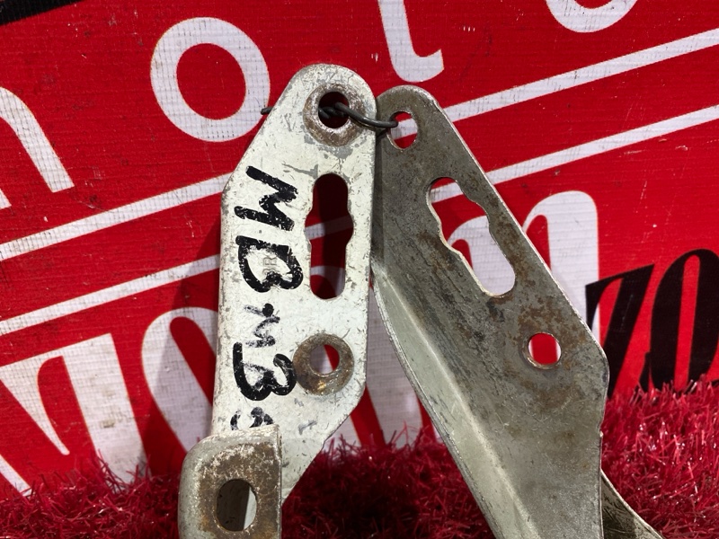 Петля (Шарнир капота), 500 рублей, Красноярск