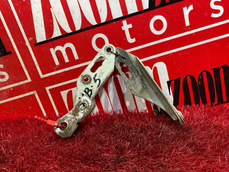 Петля (Шарнир капота), 500 рублей, Красноярск