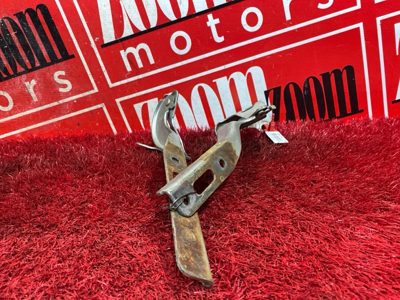 Петля (Шарнир капота), 500 рублей, Красноярск