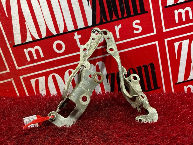 Петля (Шарнир капота), 600 рублей, Красноярск