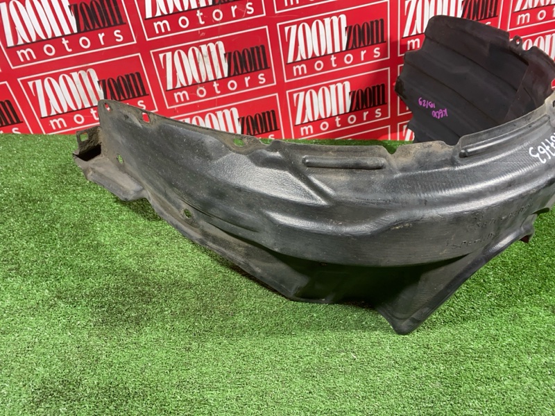 Подкрылок, 300 рублей, Красноярск