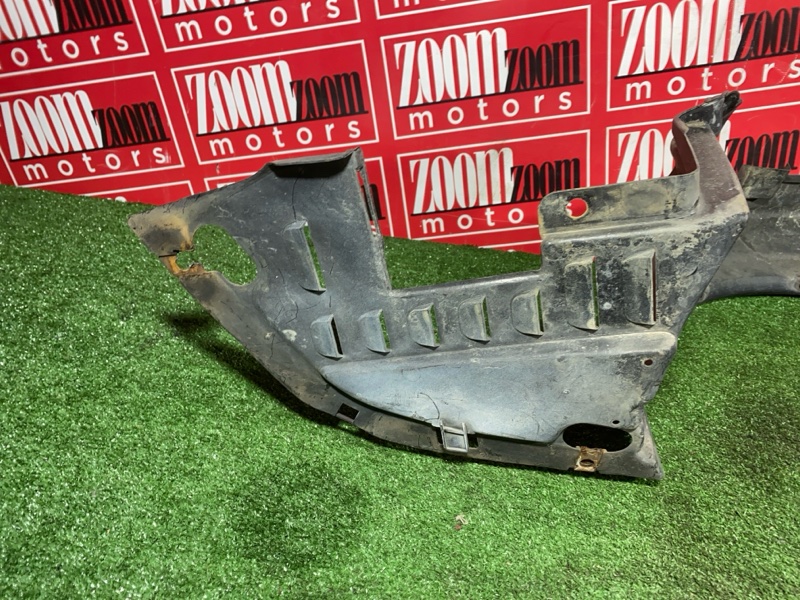 Подкрылок, 2000 рублей, Красноярск