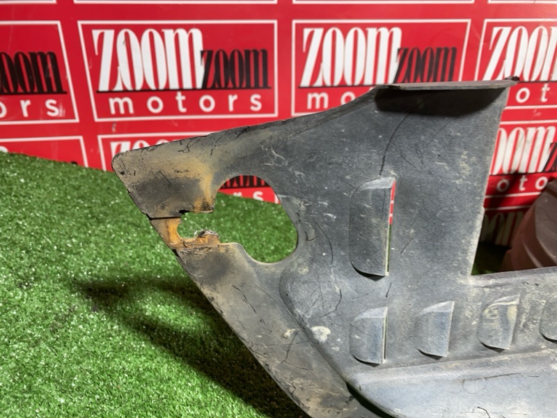 Подкрылок, 2000 рублей, Красноярск