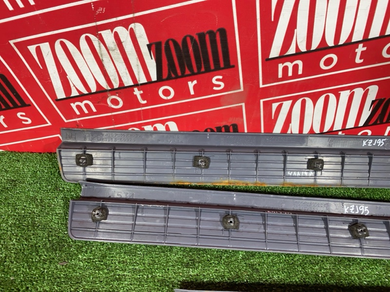 Накладка на порог салона, 3500 рублей, Солонцы