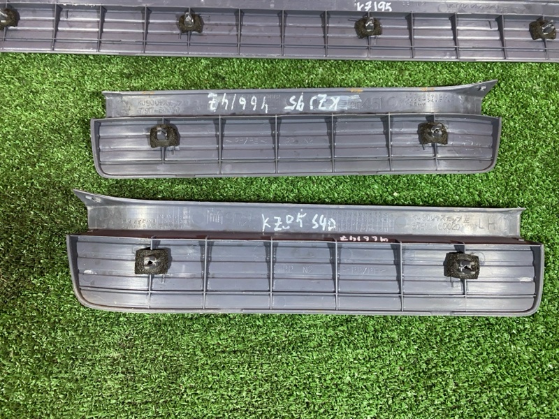 Накладка на порог салона, 3500 рублей, Солонцы