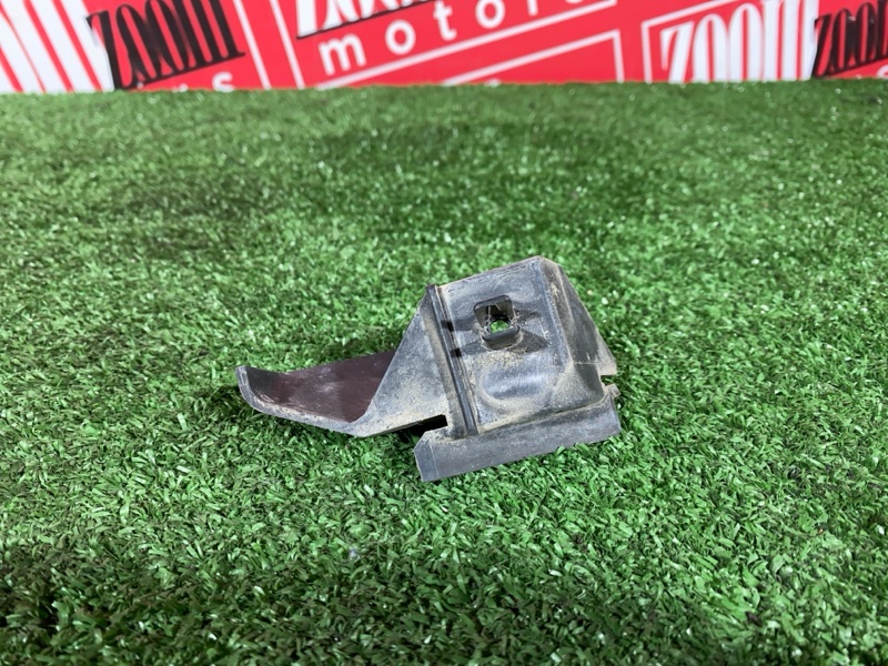 Кронштейн бампера, 500 рублей, Солонцы