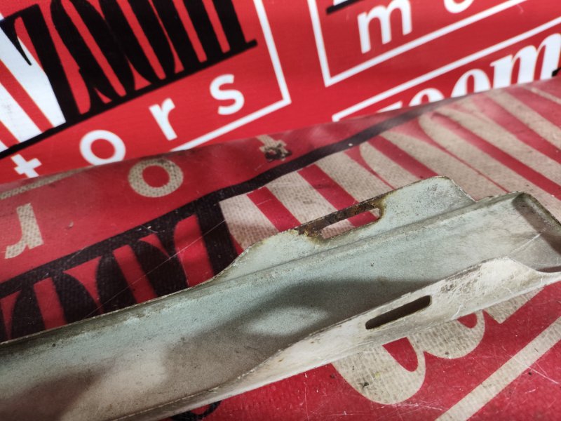 Планка под фонарь, 1000 рублей, Красноярск