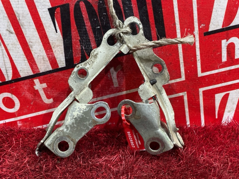 Петля (Шарнир капота), 1000 рублей, Красноярск