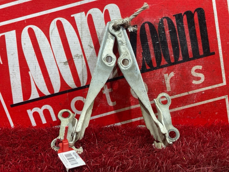 Петля (Шарнир капота), 300 рублей, Красноярск