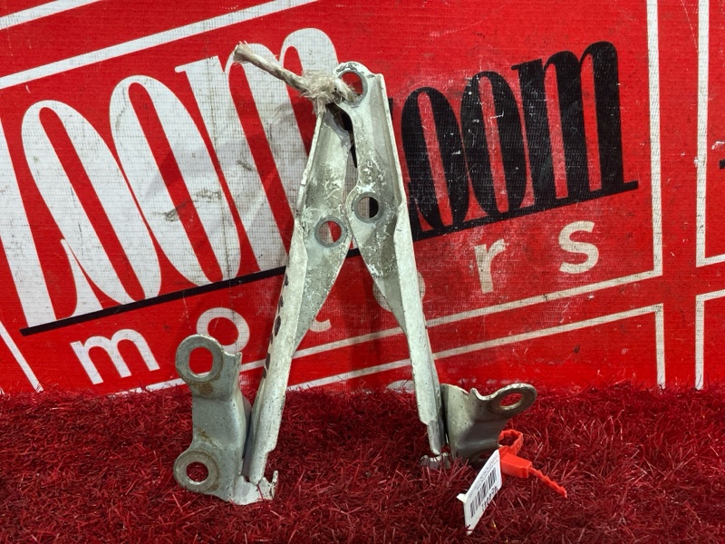 Петля (Шарнир капота), 300 рублей, Красноярск