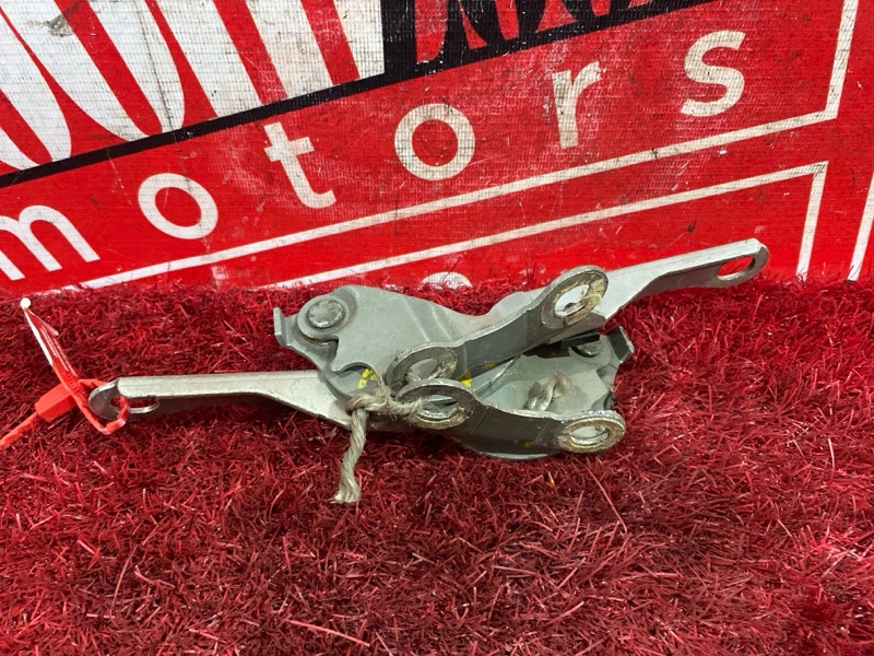 Петля (Шарнир капота), 800 рублей, Красноярск