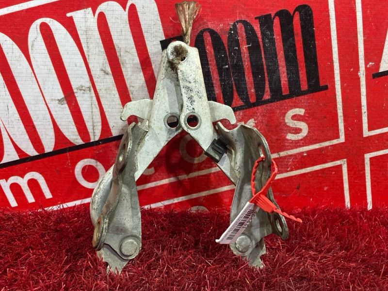 Петля (Шарнир капота), 800 рублей, Красноярск