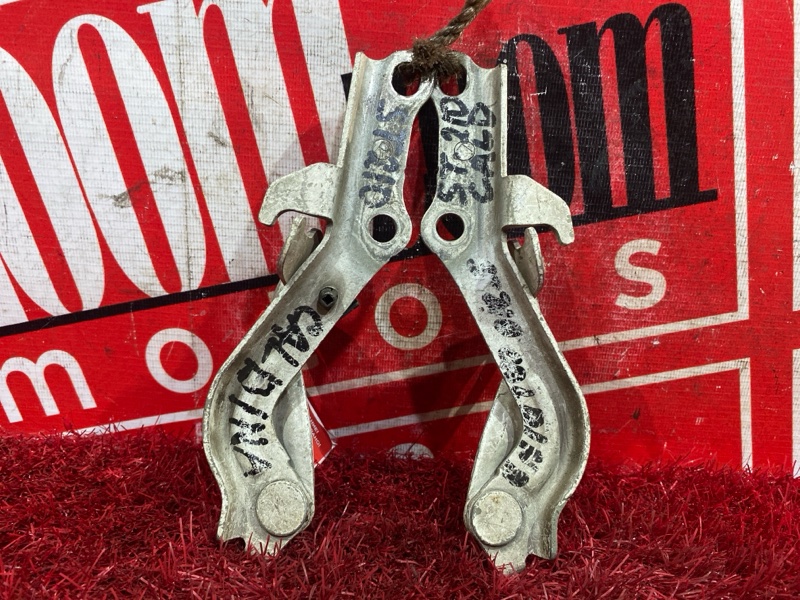 Петля (Шарнир капота), 800 рублей, Красноярск