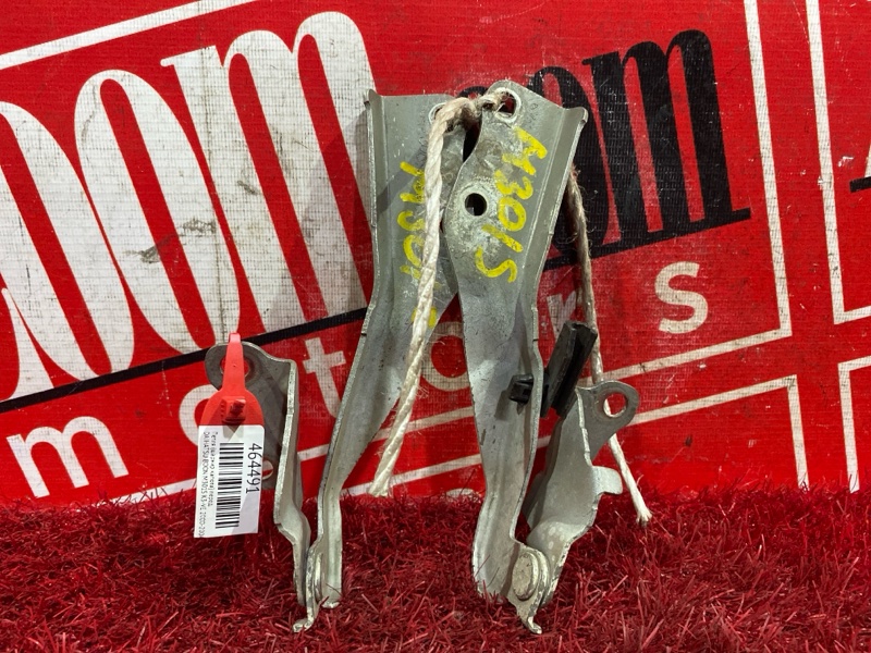 Петля (Шарнир капота), 500 рублей, Красноярск