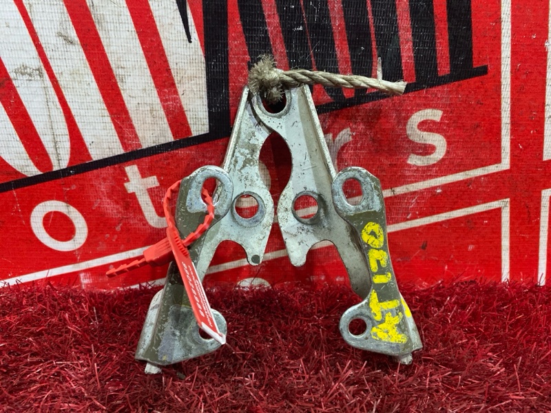 Петля (Шарнир капота), 1300 рублей, Красноярск