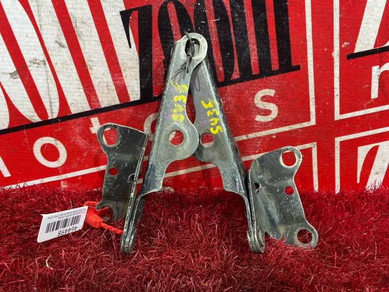 Петля (Шарнир капота), 1000 рублей, Красноярск