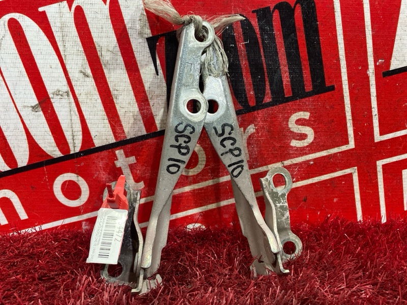 Петля (Шарнир капота), 300 рублей, Красноярск