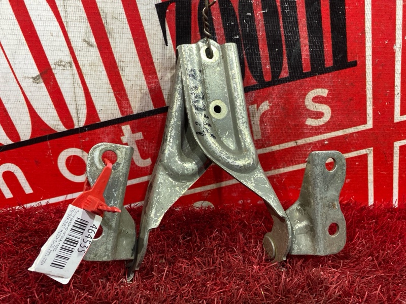 Петля (Шарнир капота), 800 рублей, Красноярск