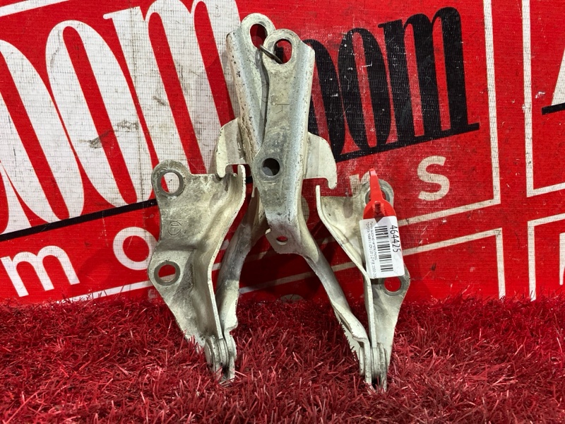 Петля (Шарнир капота), 600 рублей, Красноярск