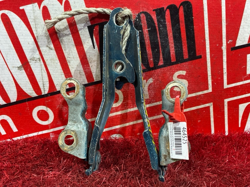 Петля (Шарнир капота), 1000 рублей, Красноярск