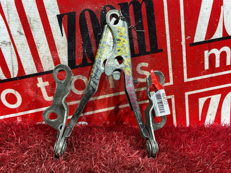 Петля (Шарнир капота), 1000 рублей, Красноярск